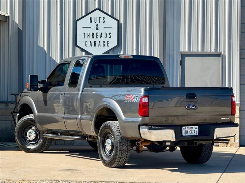 Ford F-250 SD XL SuperCab 4WD 2015