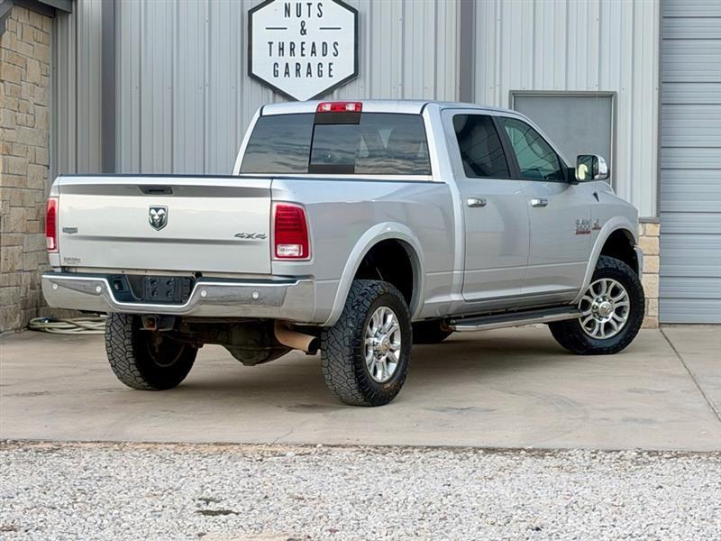 RAM 2500 Laramie Crew Cab SWB 4WD 2016