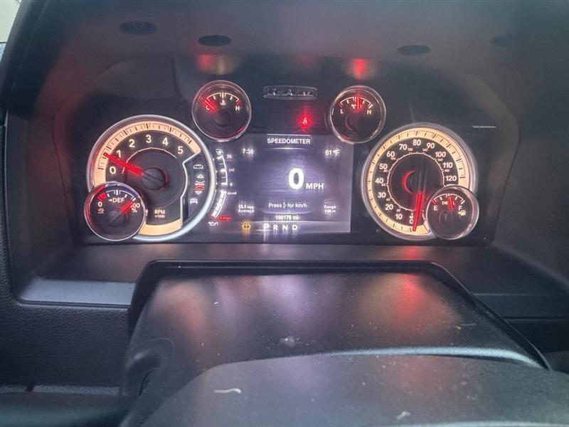 RAM 2500 Laramie Crew Cab SWB 4WD 2016