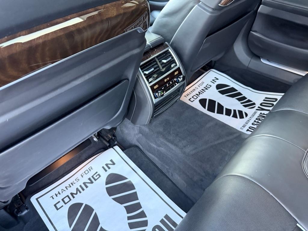 BMW 7-Series 750i xDrive 2017