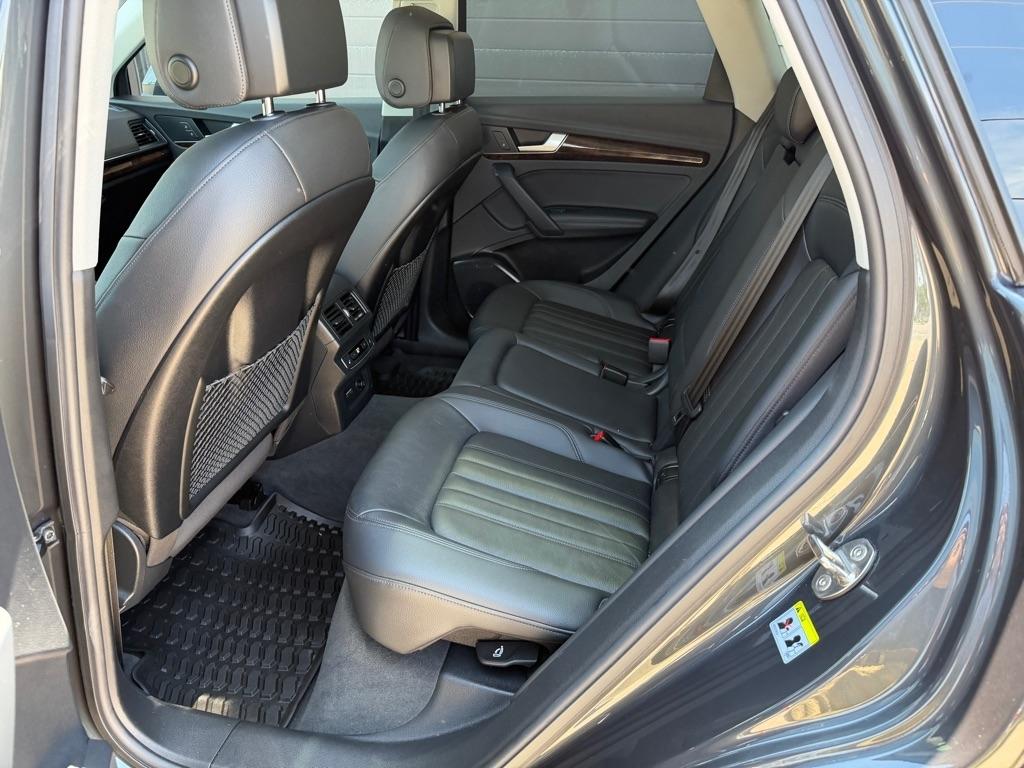Audi Q5 2.0T Premium Plus quattro 2020