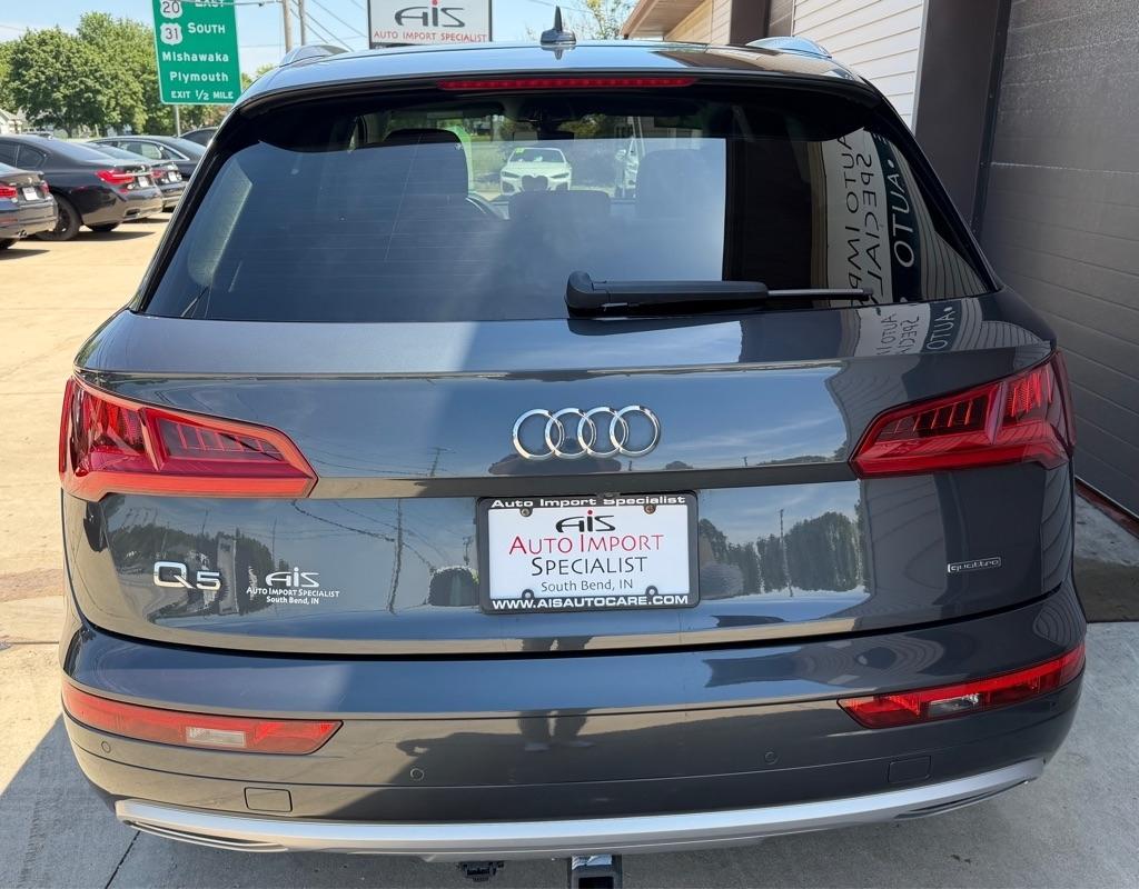 Audi Q5 2.0T Premium Plus quattro 2020