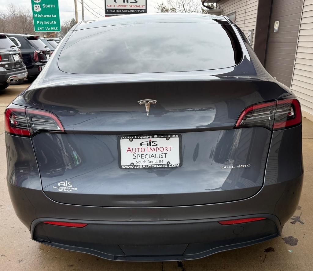 Tesla Model Y Long Range 2023