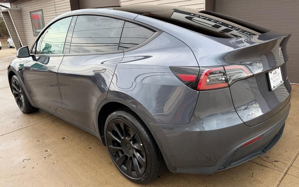 Tesla Model Y Long Range 2023