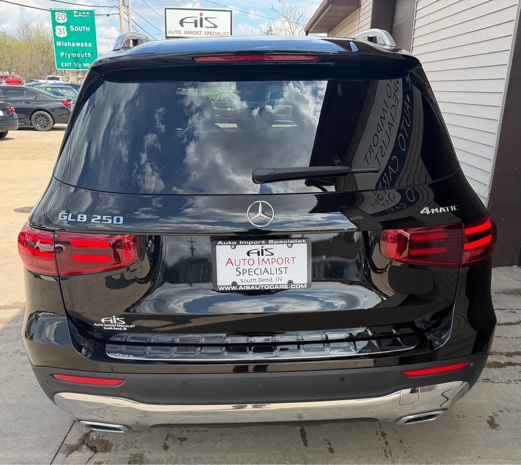 Mercedes-Benz GLB-Class GLB 250 4MATIC 2025