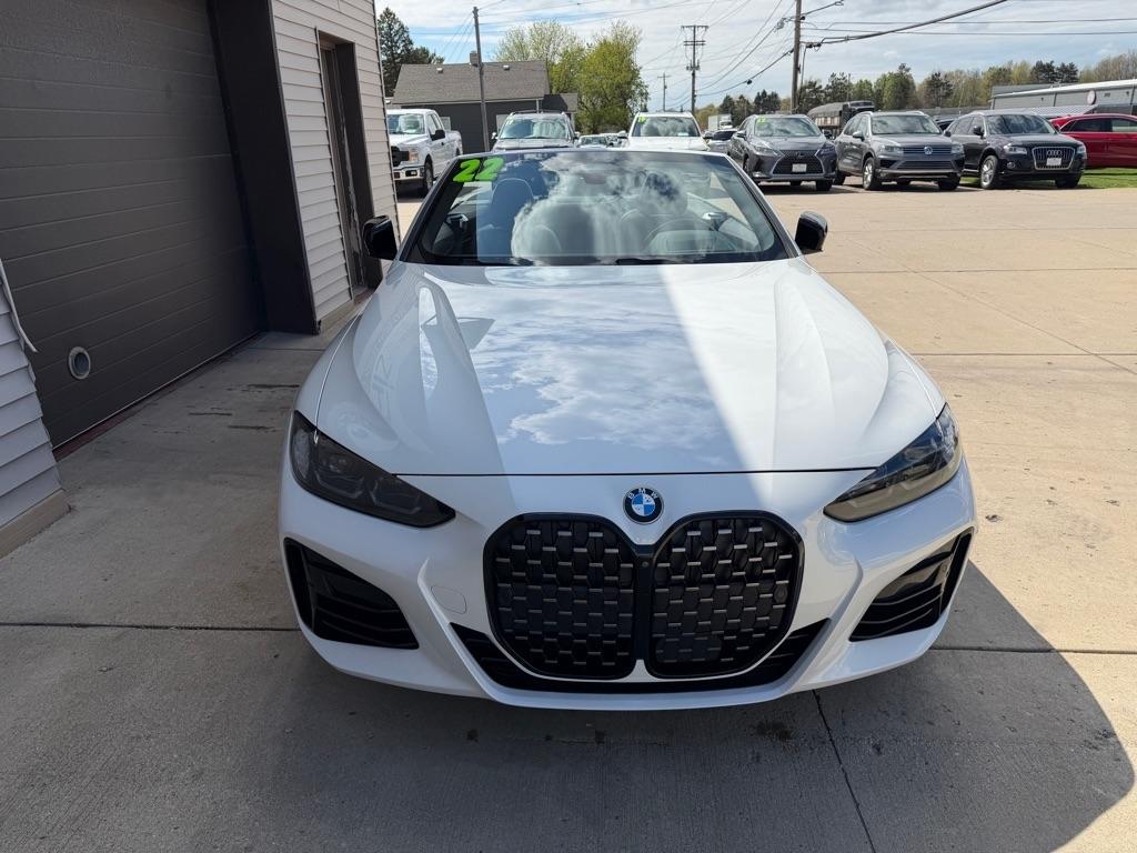 BMW 4-Series M440i Convertible 2022