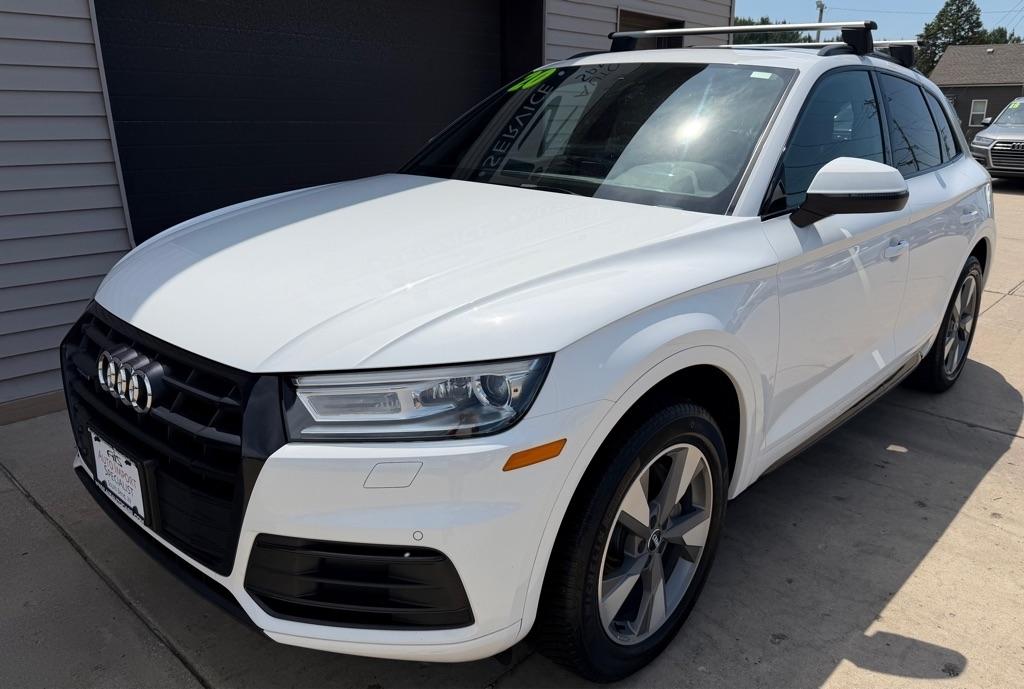 Audi Q5 2.0T Premium quattro 2020