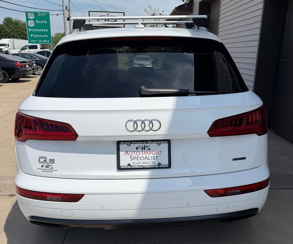 Audi Q5 2.0T Premium quattro 2020