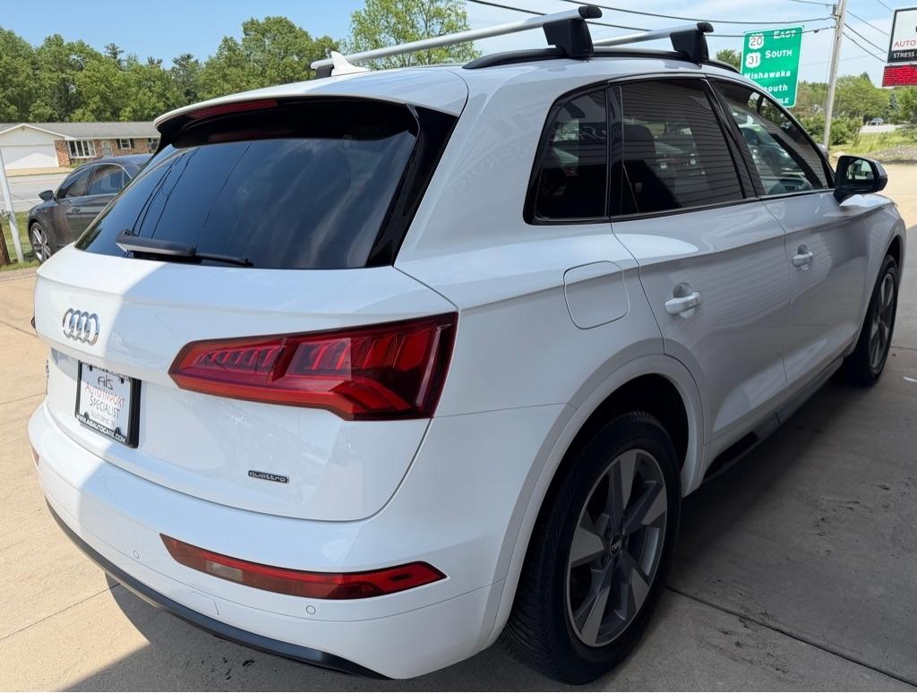 Audi Q5 2.0T Premium quattro 2020