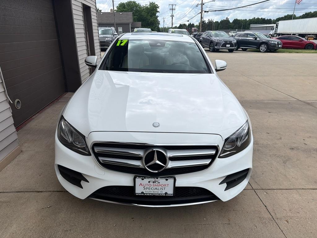 Mercedes-Benz E-Class E300 Luxury 4MATIC Sedan 2017