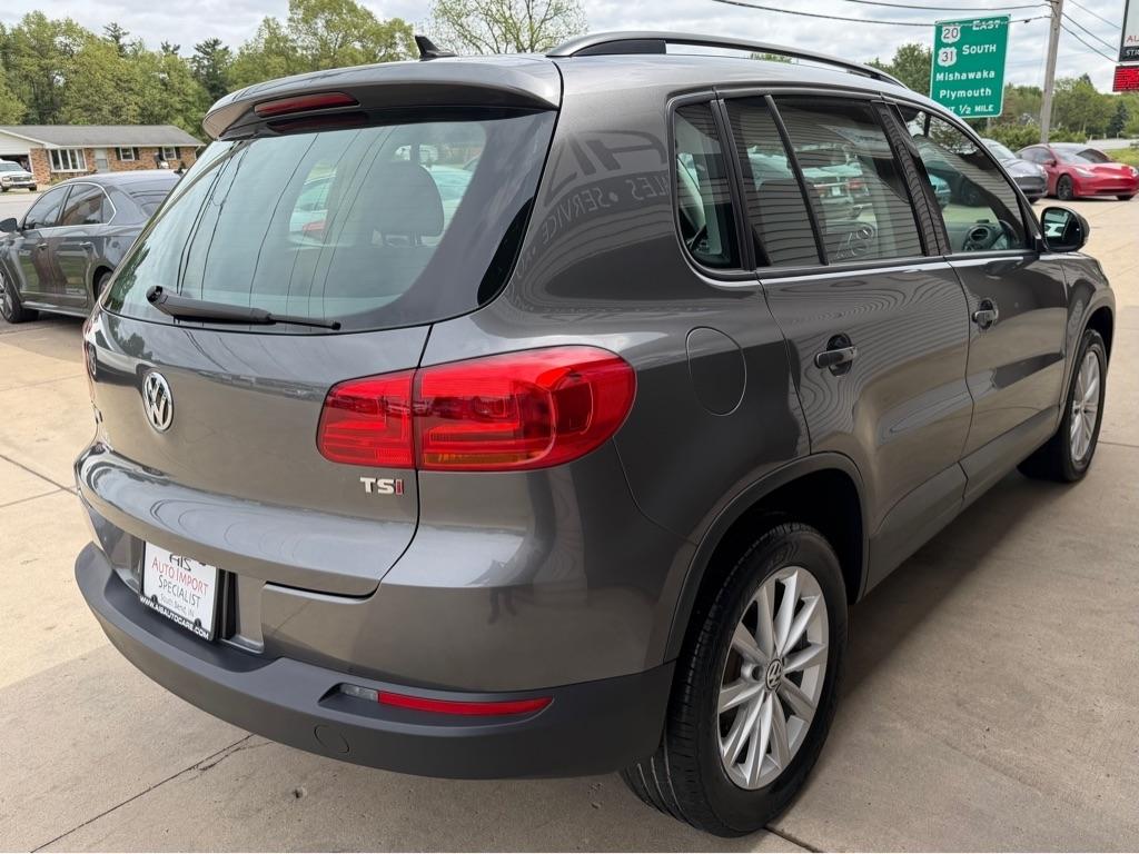 Volkswagen Tiguan S 2017