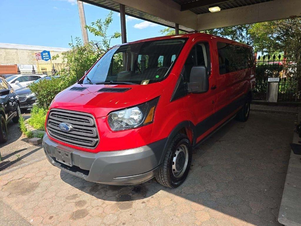 Ford Transit 350 Wagon Low Roof XL 60/40 Pass. 148-in. WB 2018