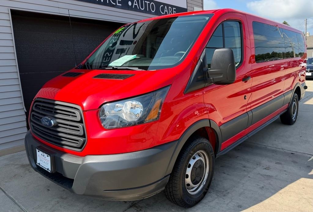 2018 Ford Transit 350 Wagon Low Roof XL 60/40 Pass. 148-in. WB