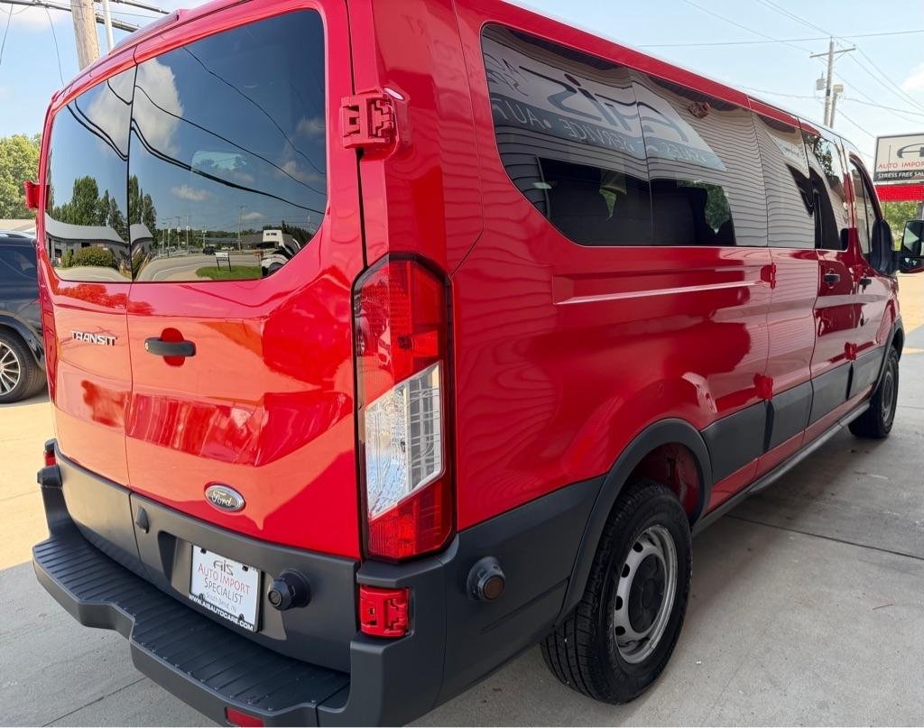 Ford Transit 350 Wagon Low Roof XL 60/40 Pass. 148-in. WB 2018