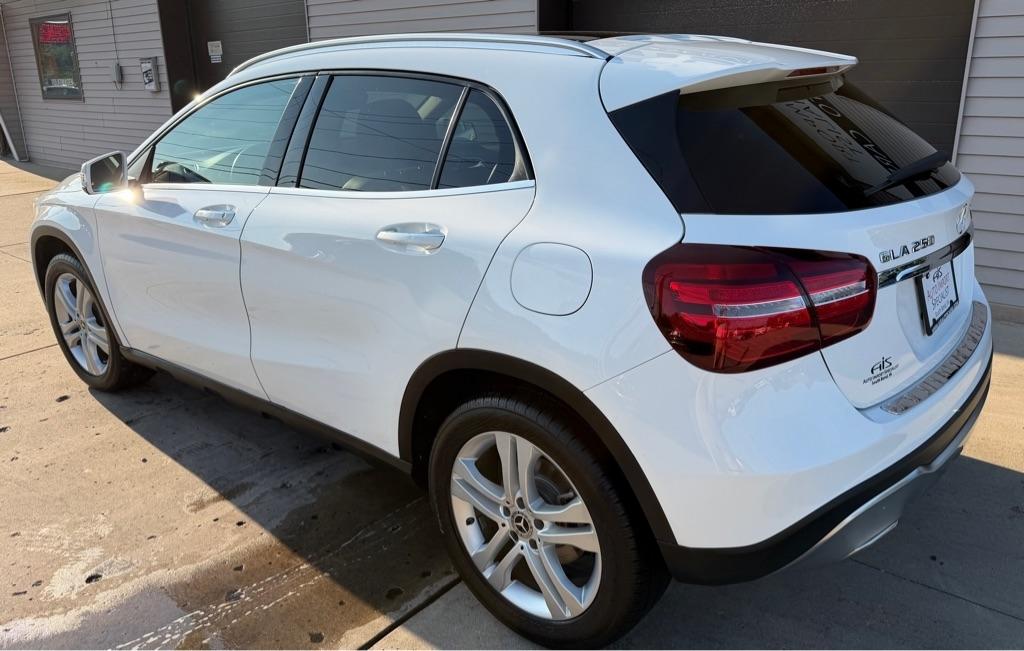Mercedes-Benz GLA-Class GLA250 4MATIC 2019