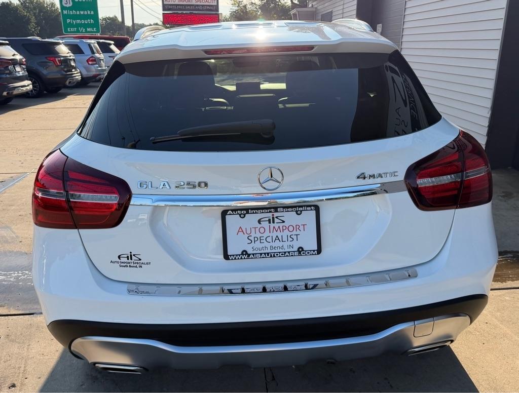 Mercedes-Benz GLA-Class GLA250 4MATIC 2019