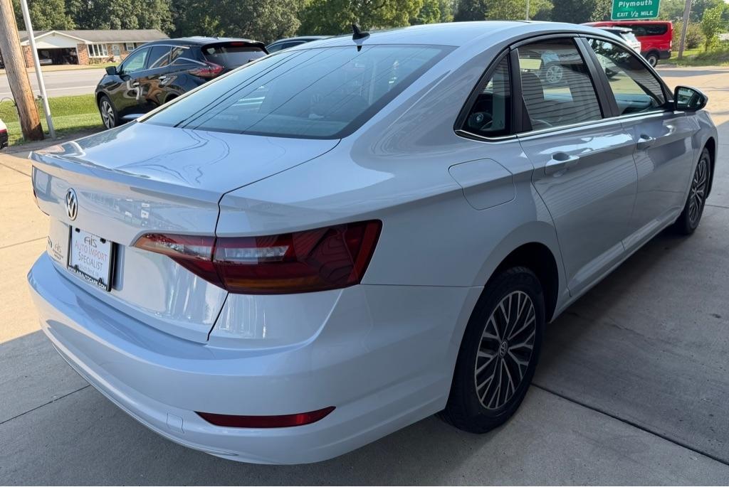 2019 Volkswagen Jetta SE - Photo 9