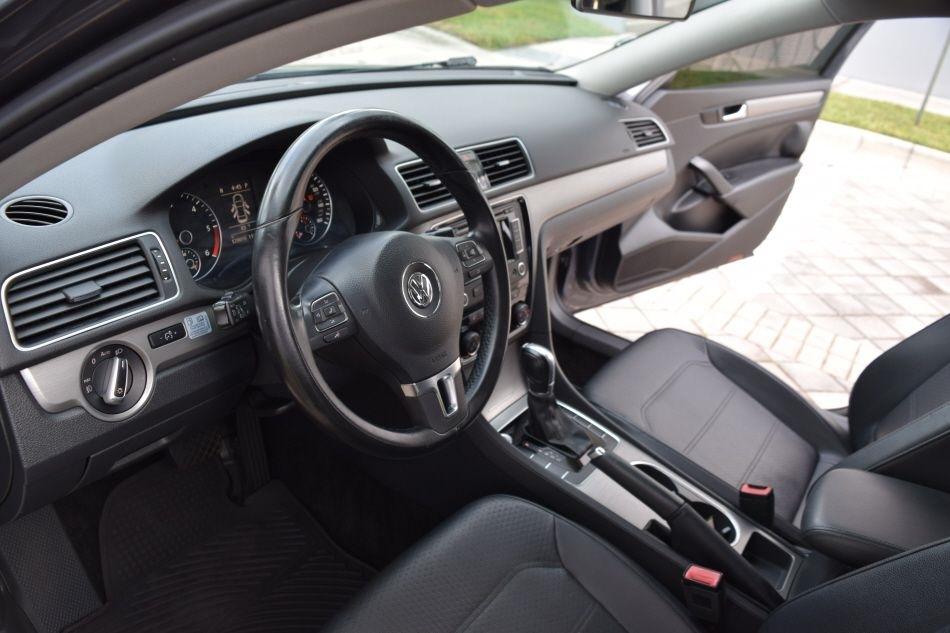 Volkswagen Passat TDI SE 6M 2015