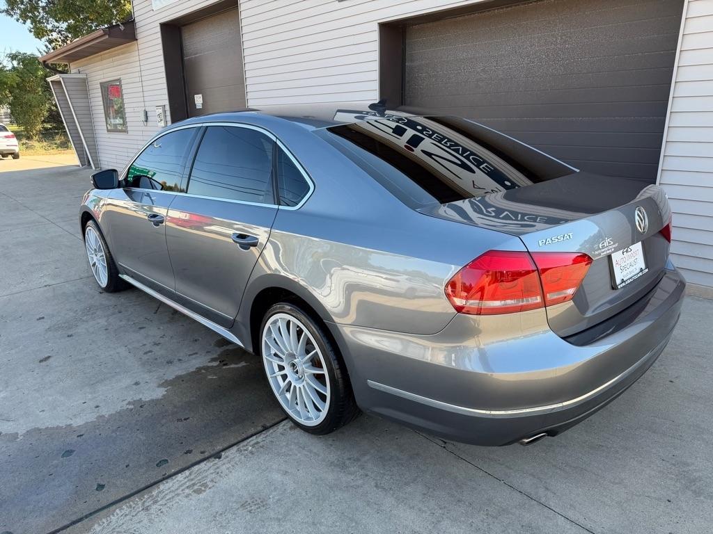 Volkswagen Passat TDI SE 6M 2015