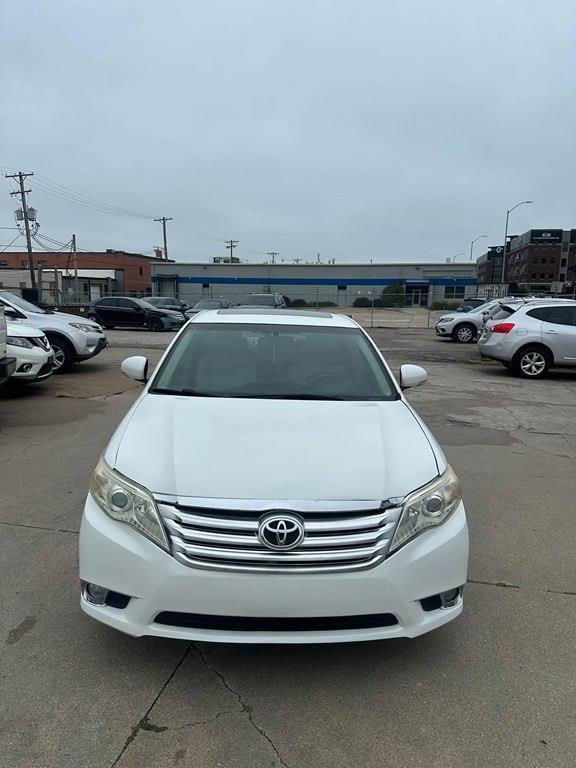 2012 Toyota Avalon Base