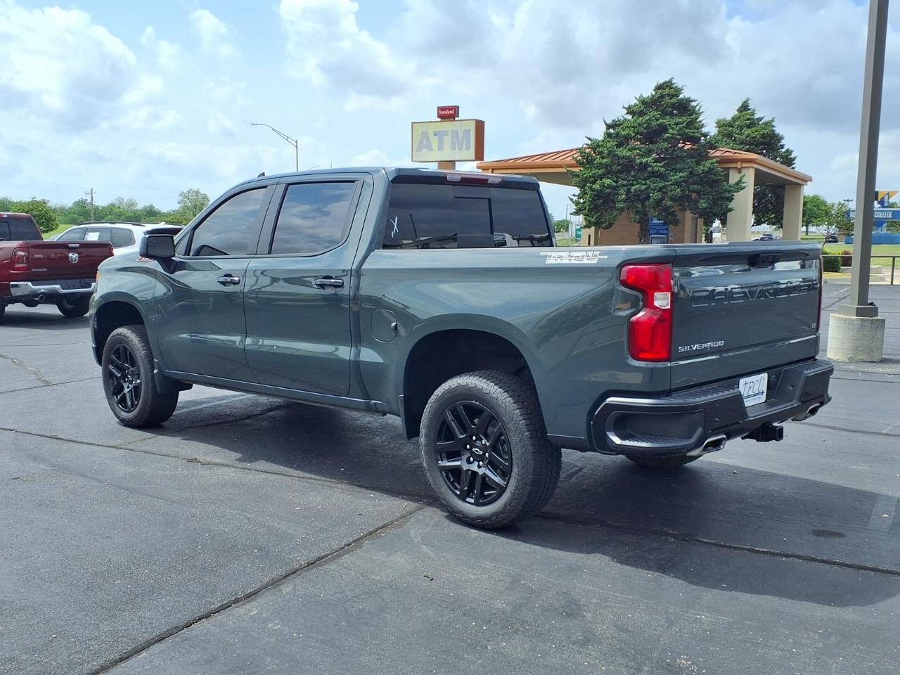 Chevrolet Silverado 1500 4WD Crew Cab 147" LT Trail Boss 2025