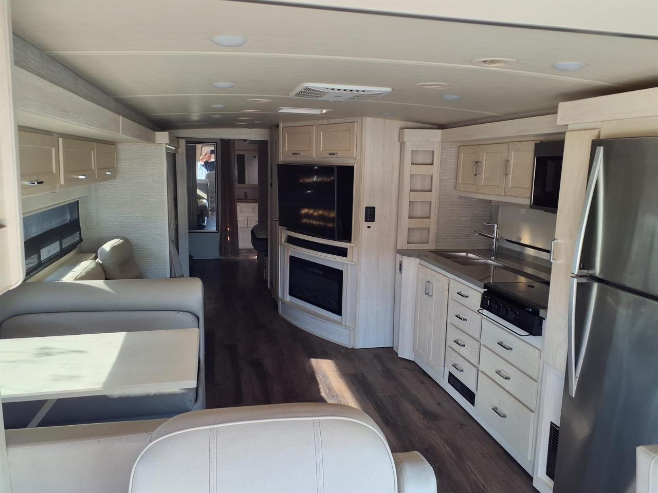 Winnebago Forza  2022