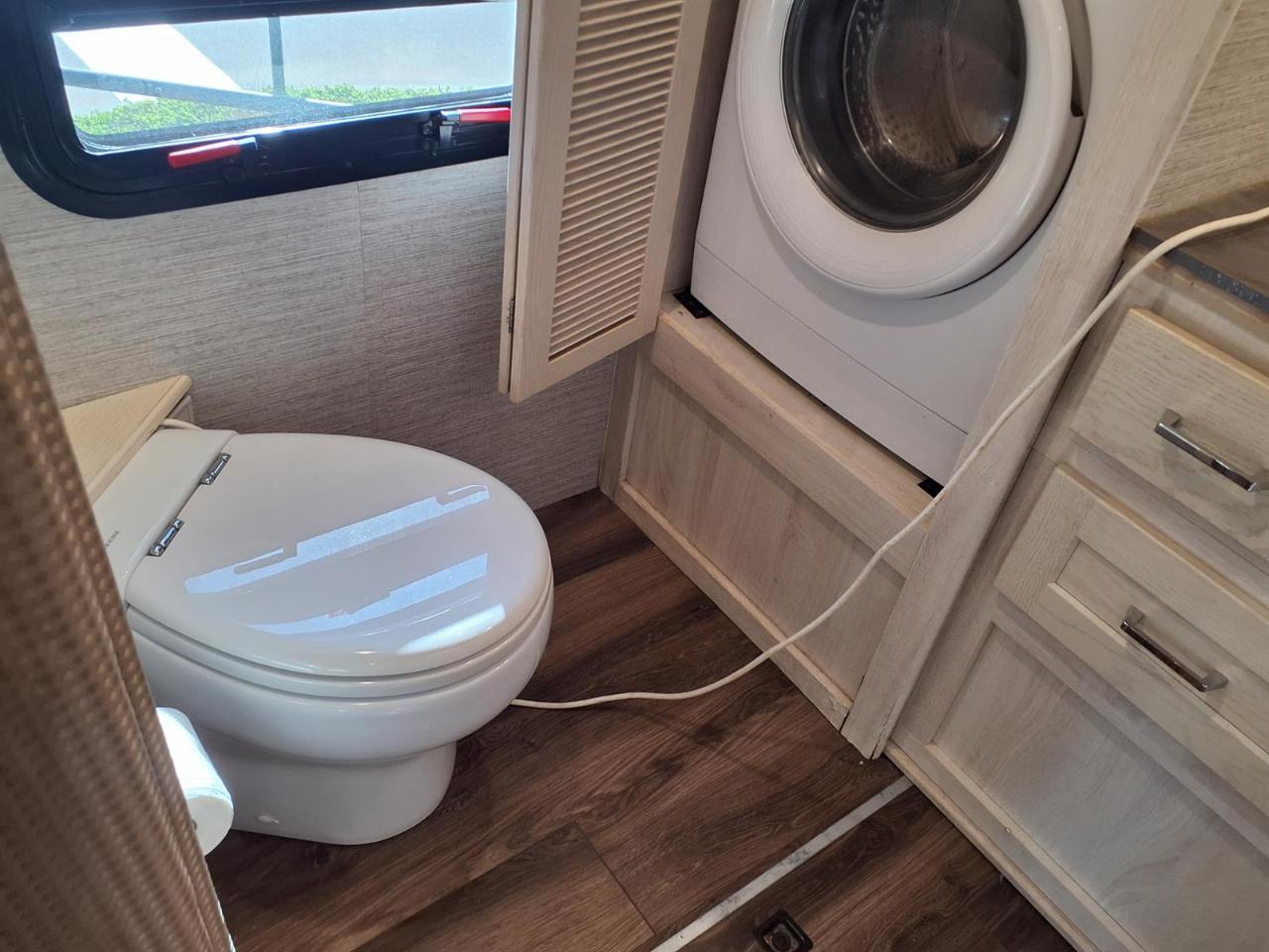 Winnebago Forza  2022