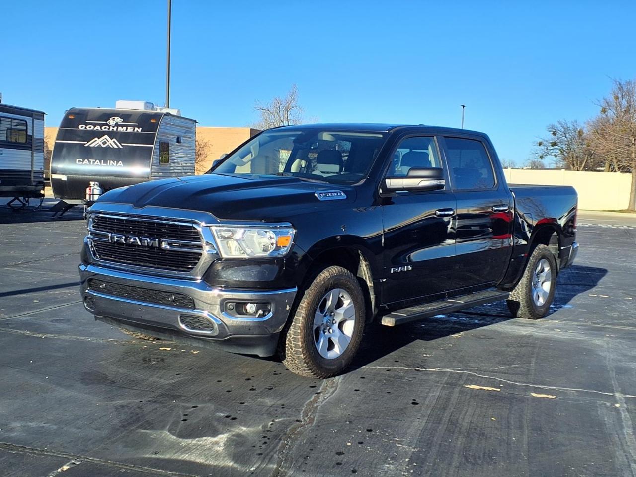 2020 RAM 1500 Big Horn 4x4 Crew Cab 5'7" Box