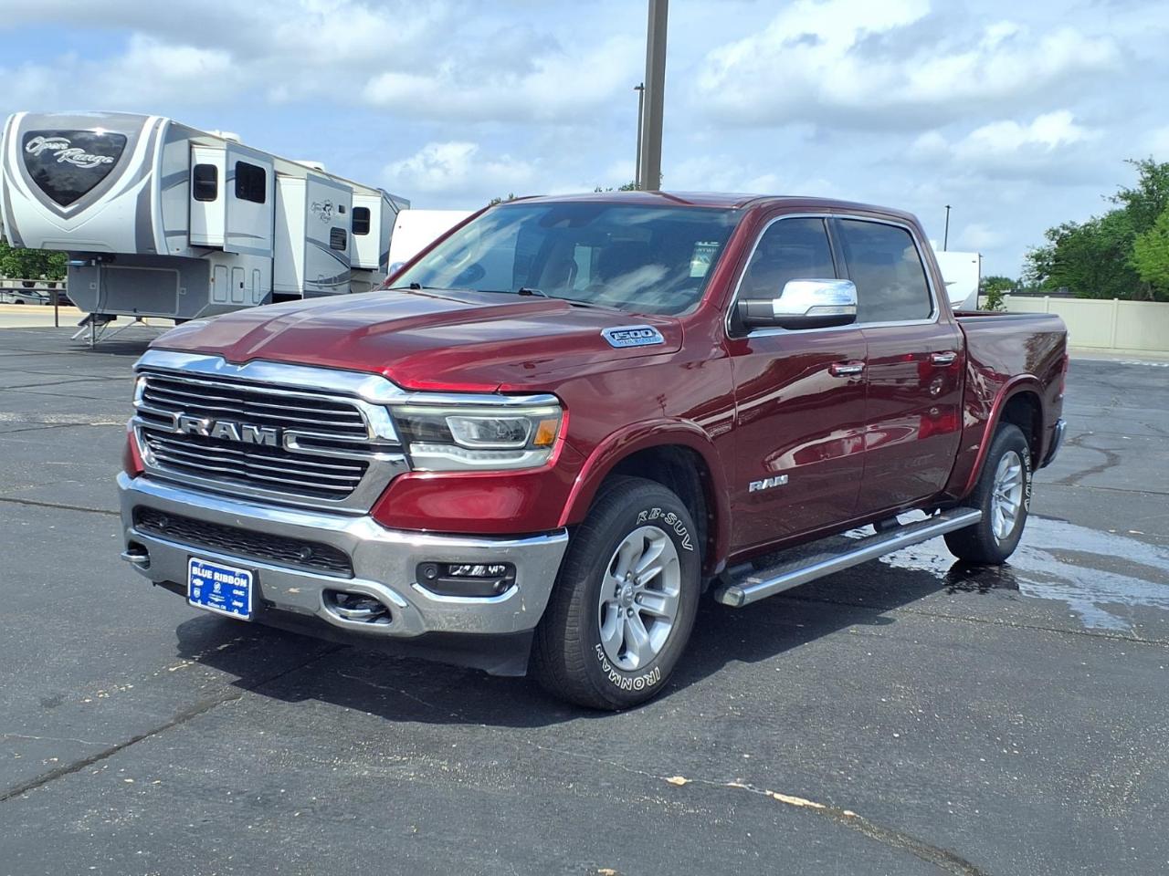 2022 RAM 1500 Laramie 4x4 Crew Cab 5'7" Box