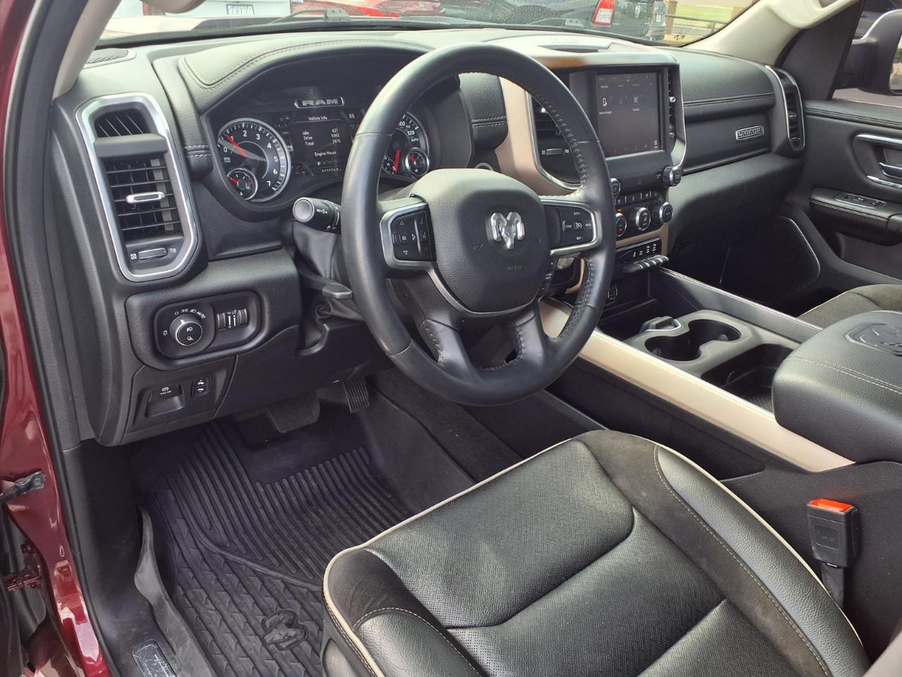 RAM 1500 Laramie 4x4 Crew Cab 5'7" Box 2022