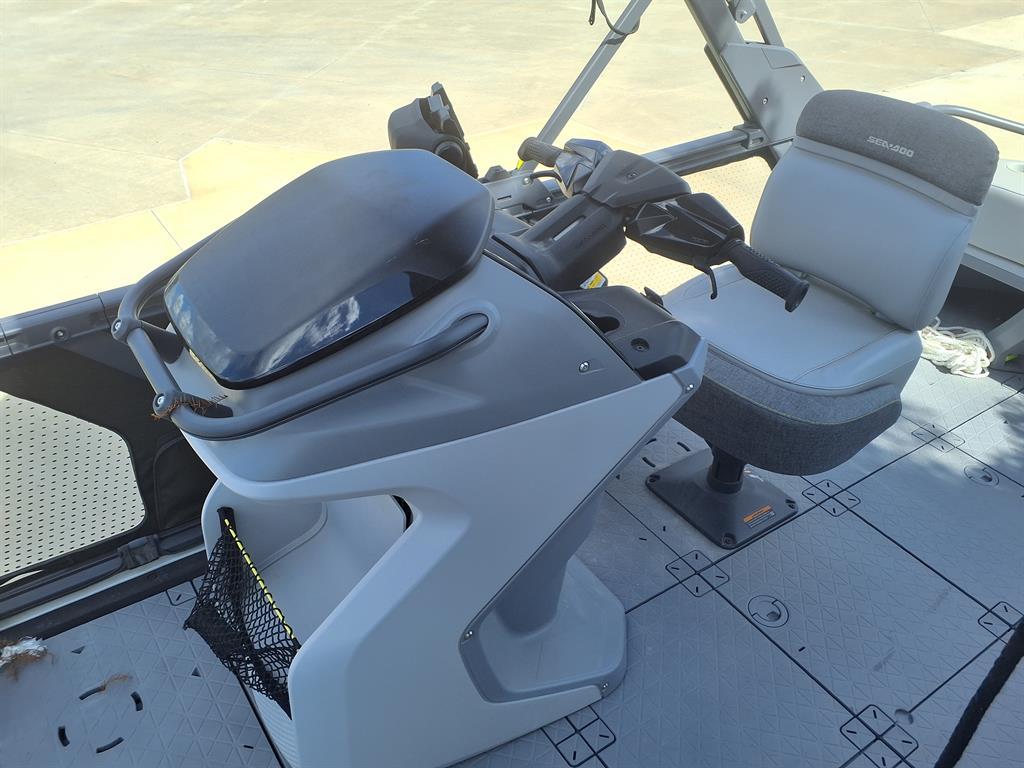 Sea-Doo Jet Boat  2024