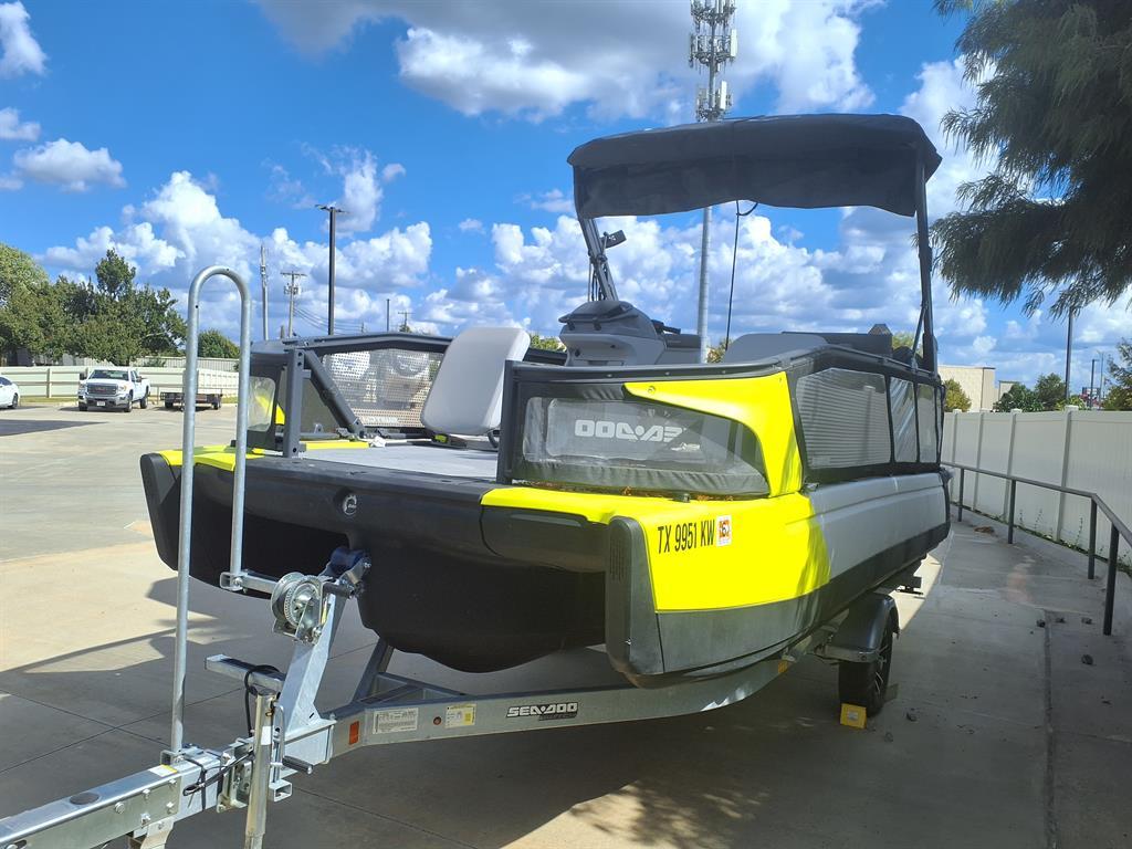 Sea-Doo Jet Boat  2024