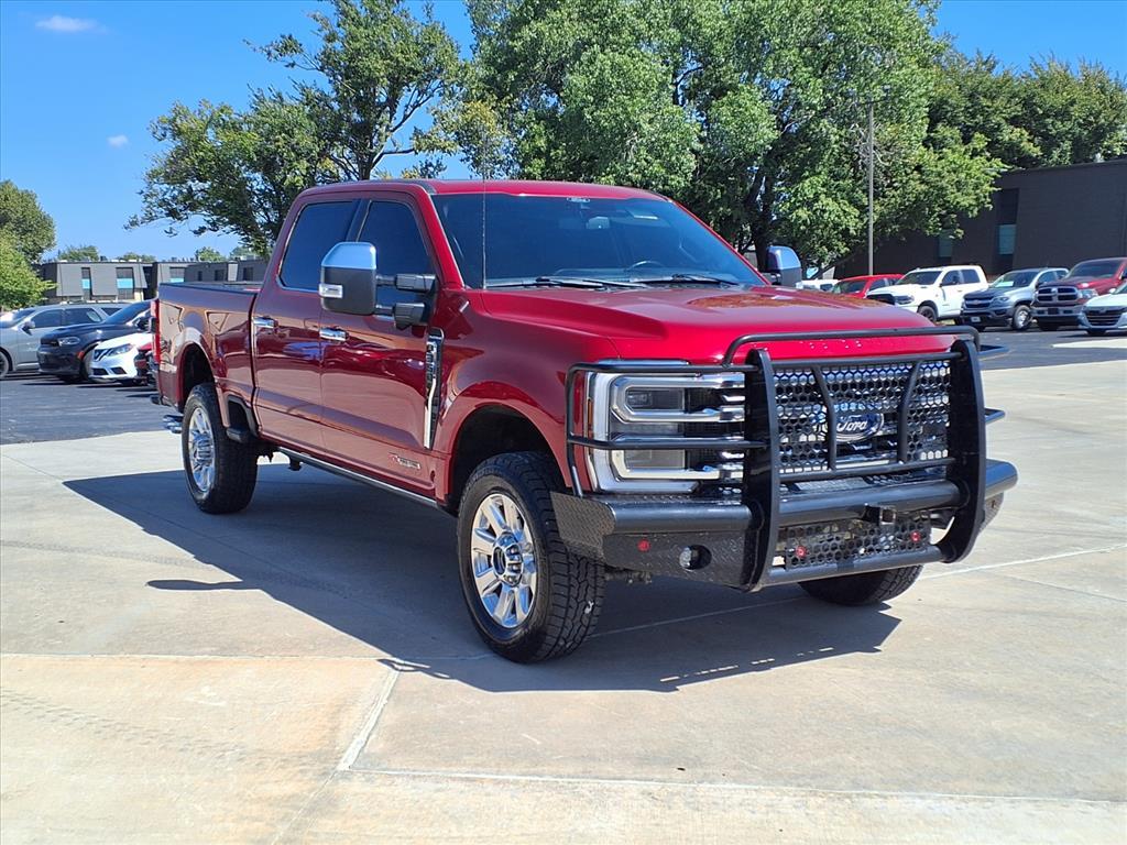 Ford Super Duty F-350 SRW King Ranch 4WD Crew Cab 8' Box 2024