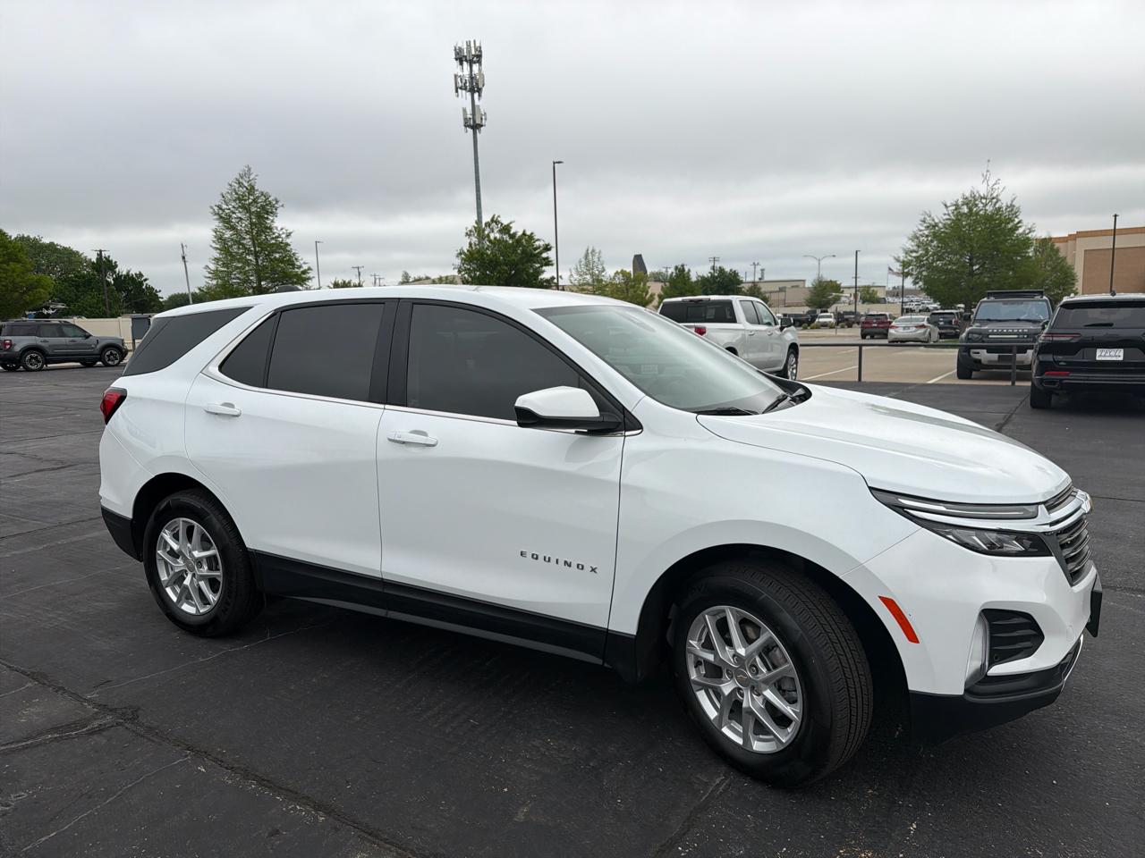 Chevrolet Equinox AWD 4dr LT w/1LT 2024