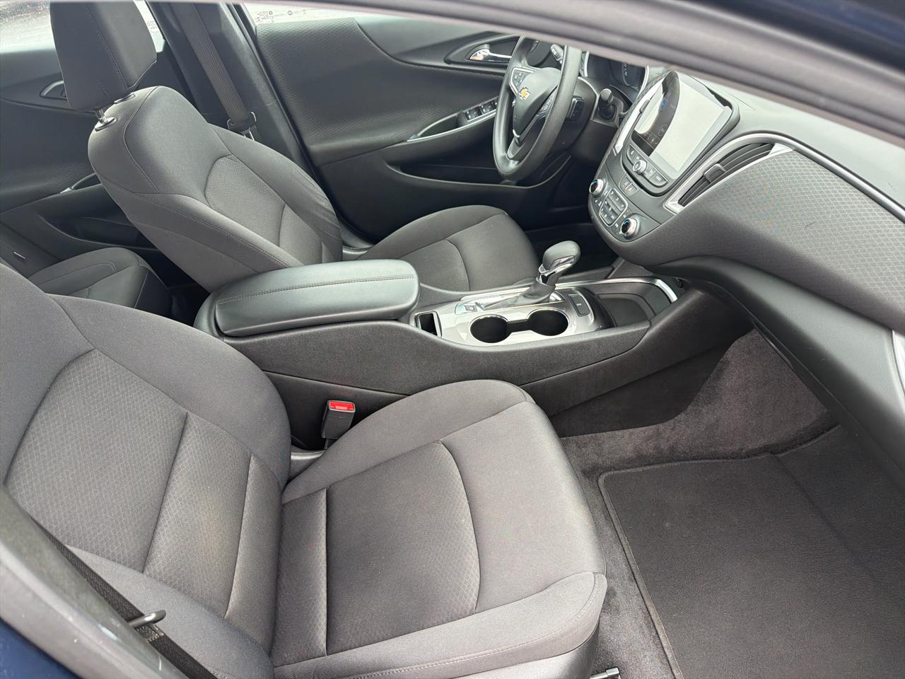 Chevrolet Malibu 4dr Sdn LT 2022