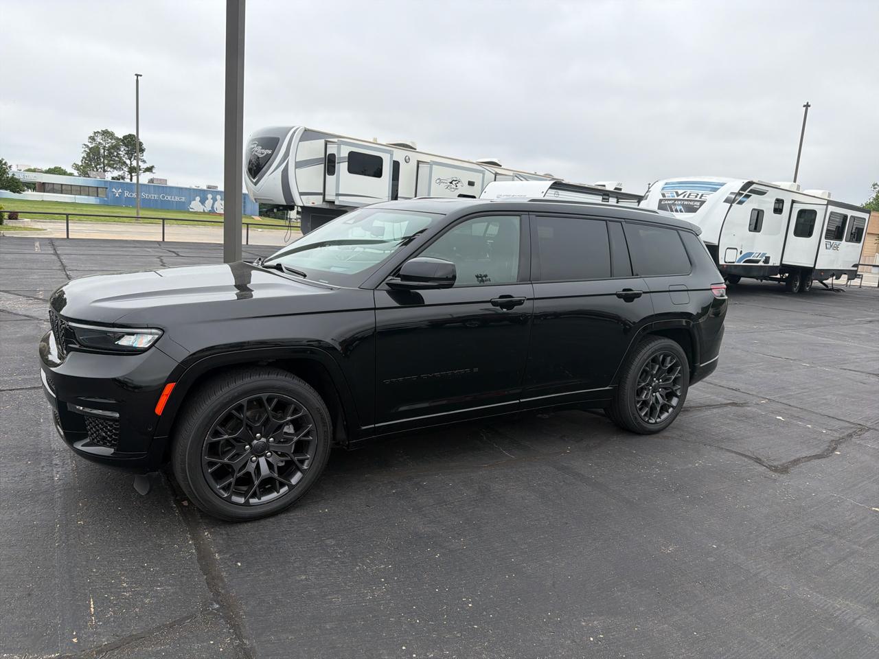 Jeep Grand Cherokee L Summit Reserve 4x4 2023