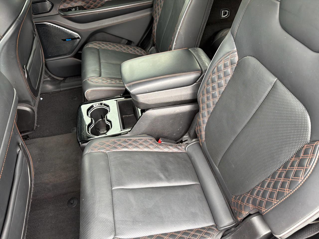 Jeep Grand Cherokee L Summit Reserve 4x4 2023