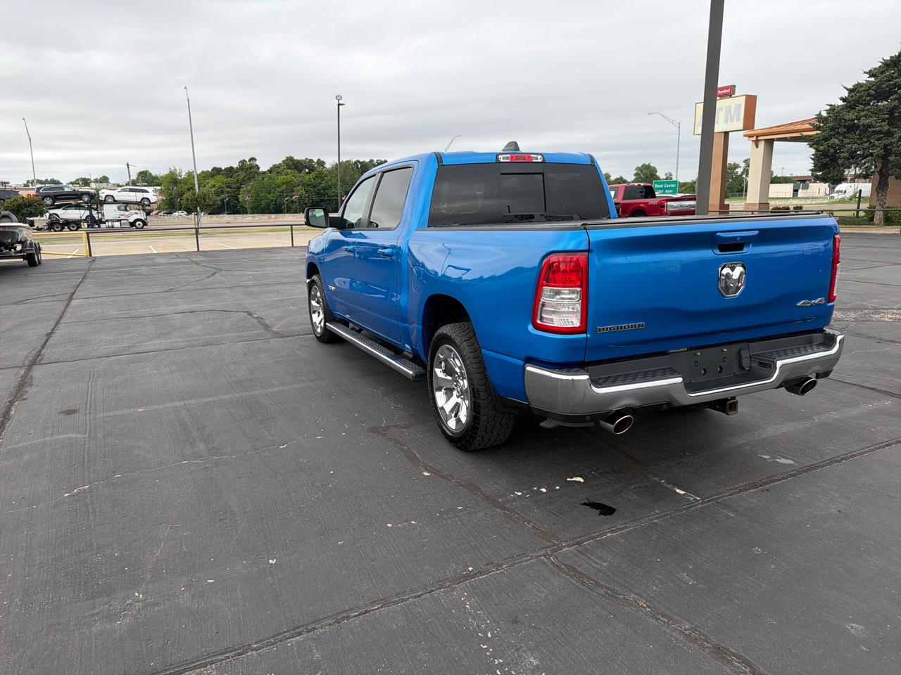 RAM 1500 Big Horn 4x4 Crew Cab 5'7" Box 2021