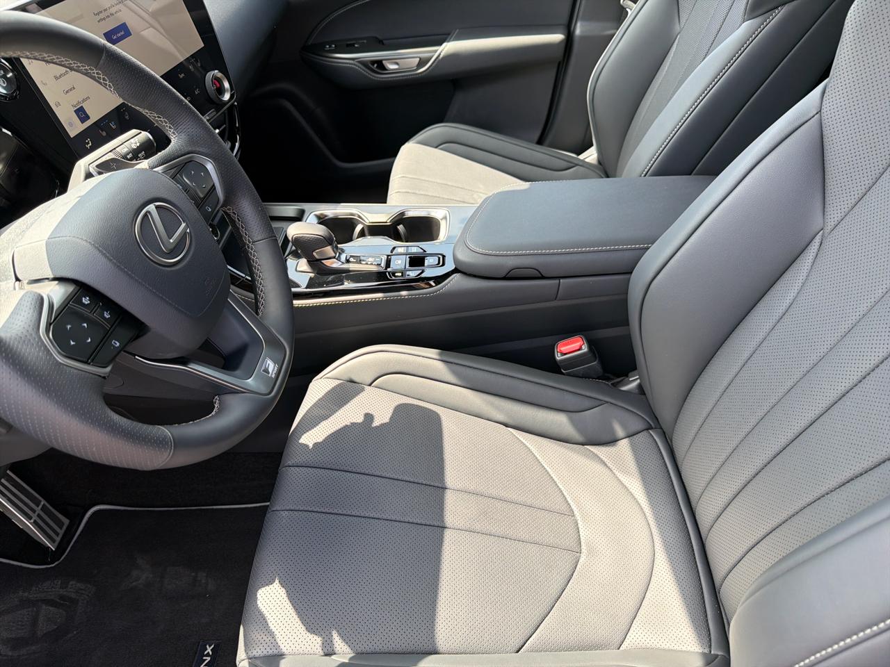 Lexus NX NX 450h+ F SPORT Handling AWD 2025