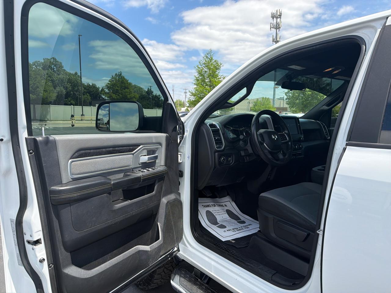 RAM 2500 Big Horn 4x4 Crew Cab 6'4" Box 2022