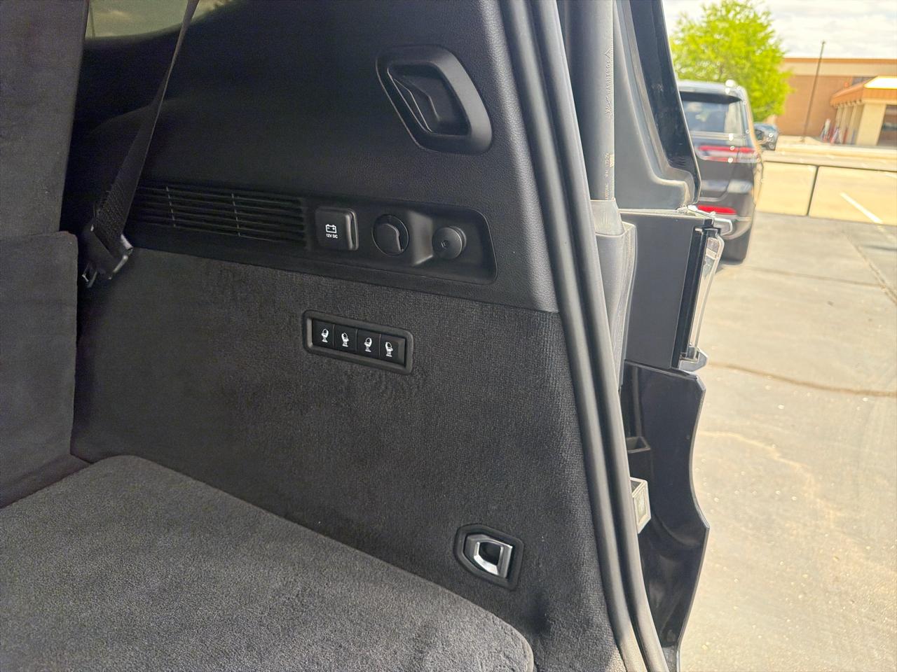 Jeep Grand Wagoneer Series II 4x4 2023