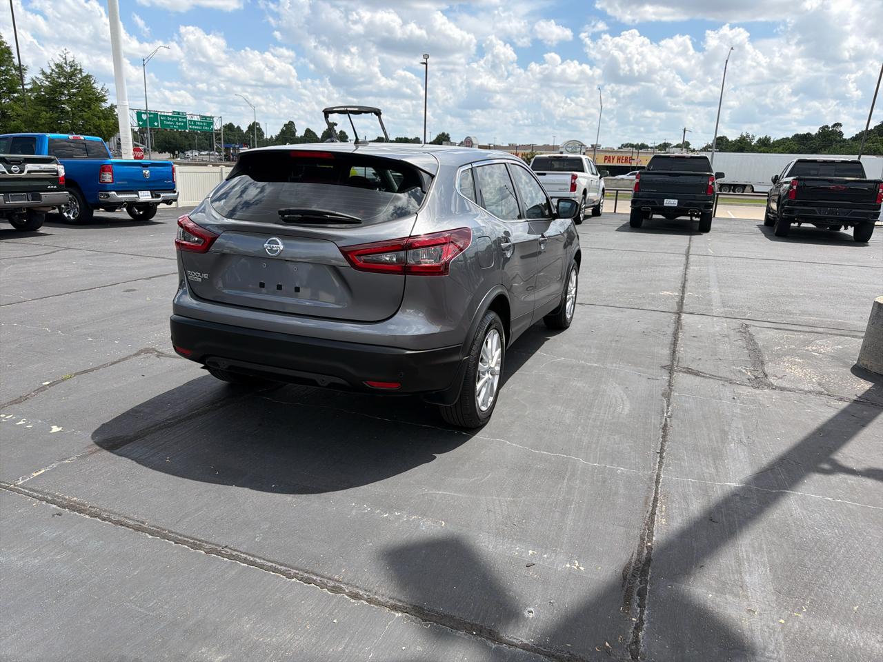 Nissan Rogue Sport FWD S 2022