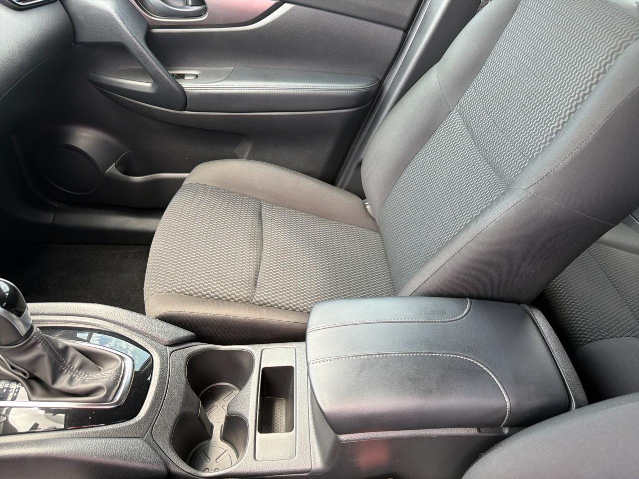 Nissan Rogue Sport FWD S 2022