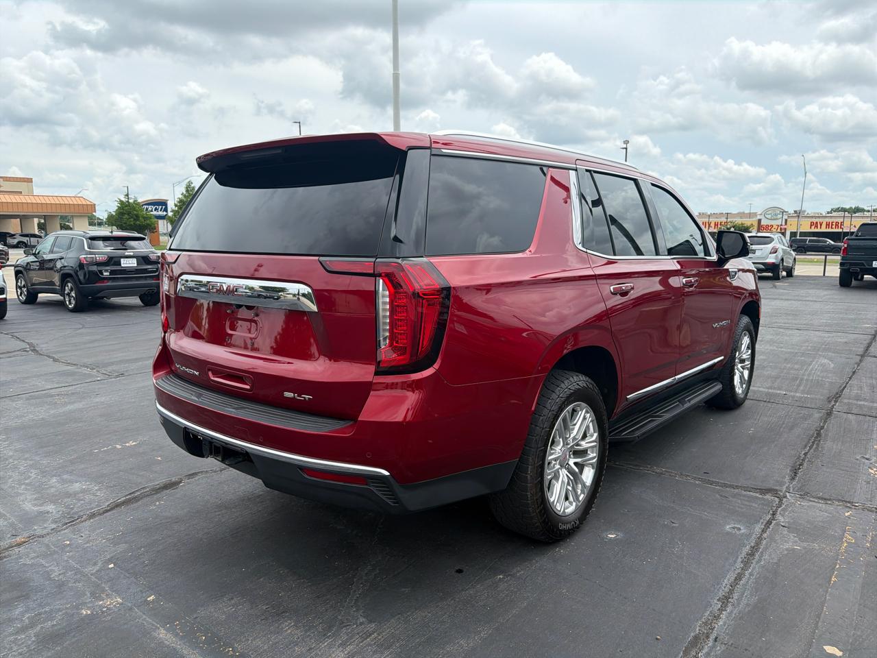 GMC Yukon 4WD 4dr SLT 2023