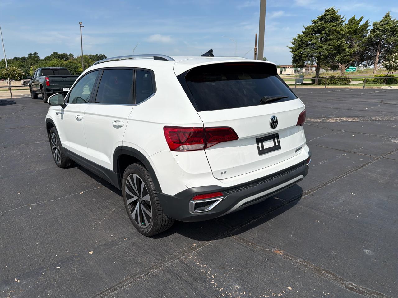 Volkswagen Taos SE FWD 2023