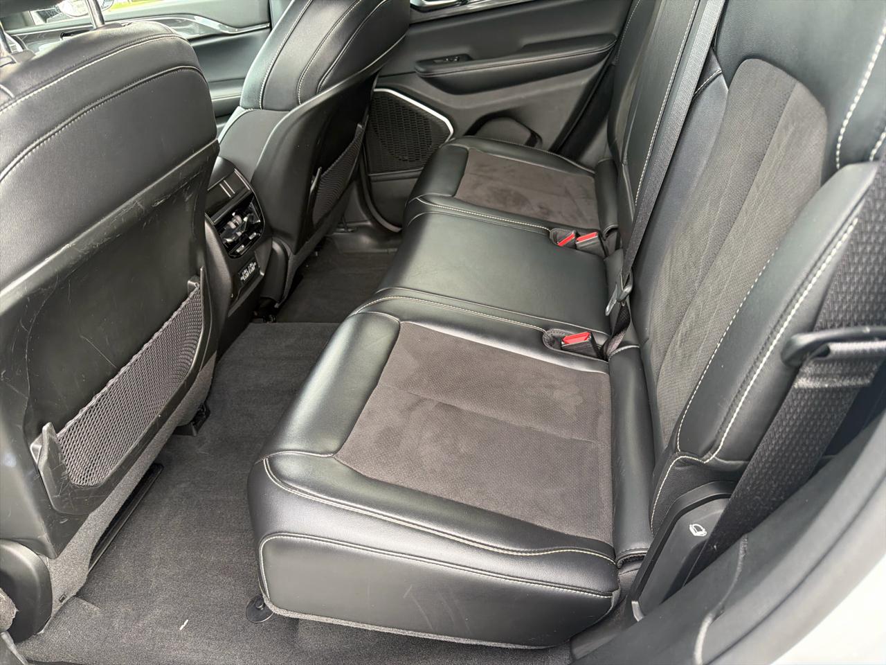 Jeep Grand Cherokee Altitude 4x4 2023