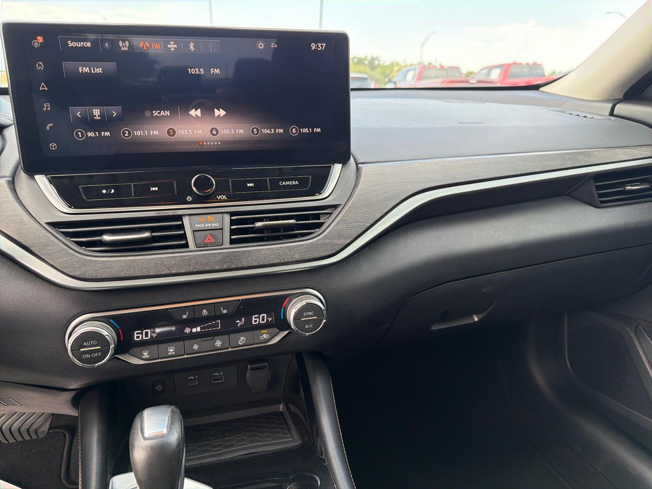 Nissan Altima 2.5 SL AWD Sedan 2023