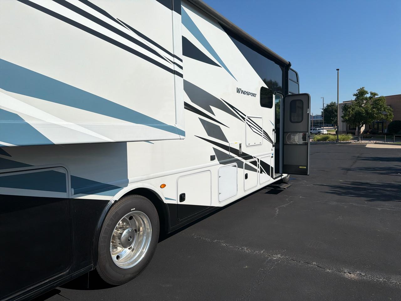 Thor Motor Coach Windsport  2025
