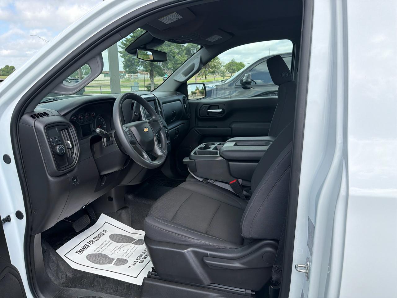 Chevrolet Silverado 1500 2WD Reg Cab 140" Work Truck 2024
