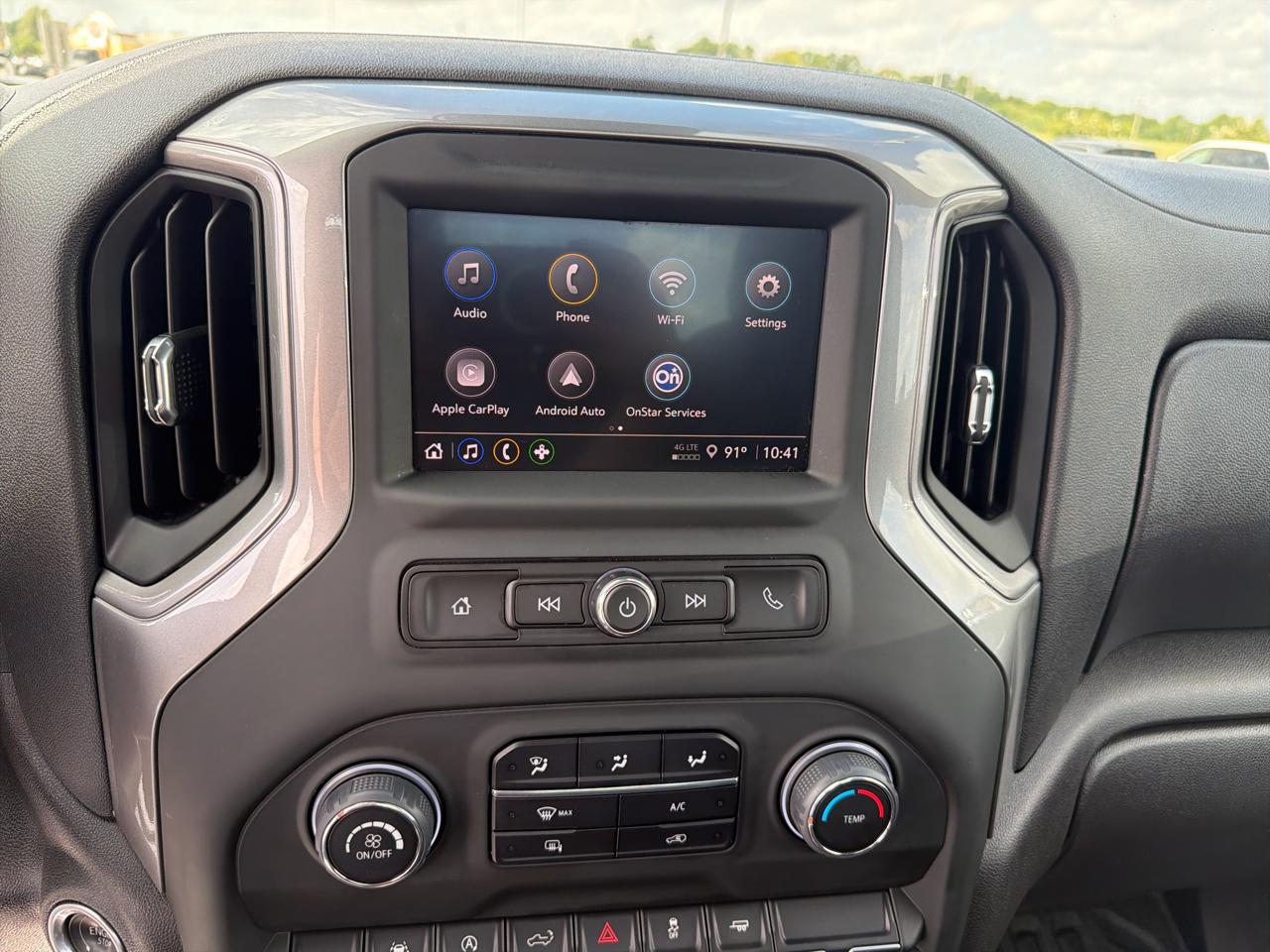 Chevrolet Silverado 1500 2WD Reg Cab 140" Work Truck 2024